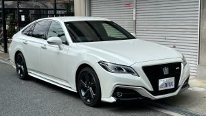 2020 Toyota Crown Hybrid RS