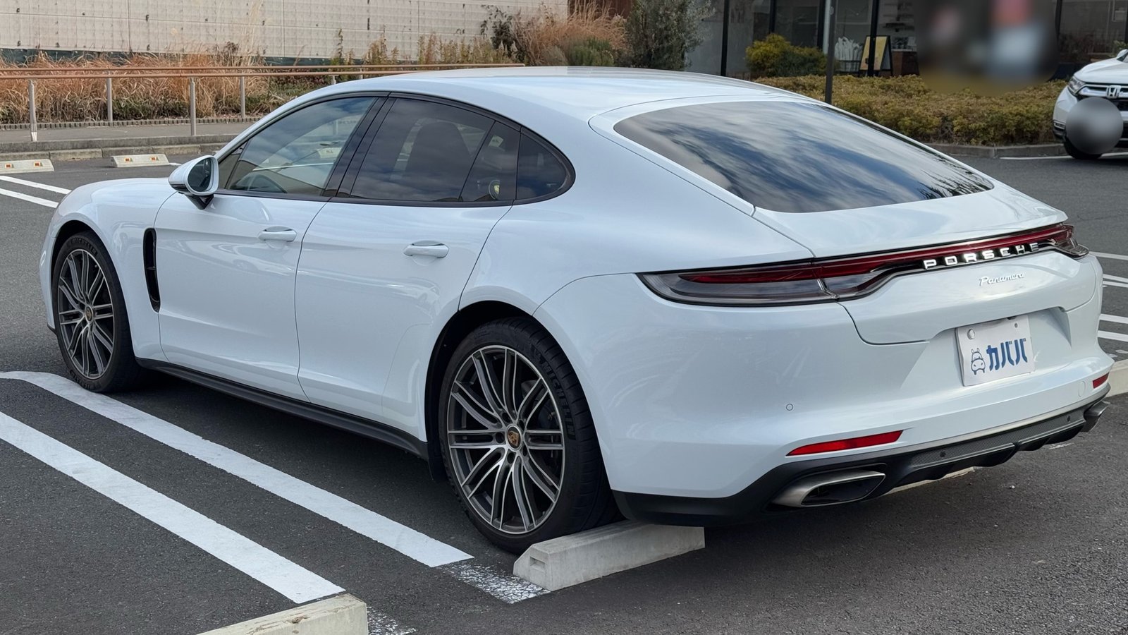 
								2020 Porsche Panamera Base Grade full									