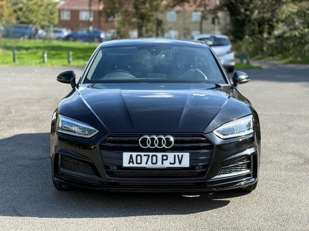 
								2020 Audi A5 Sportback 40TFSI Black Edition full									