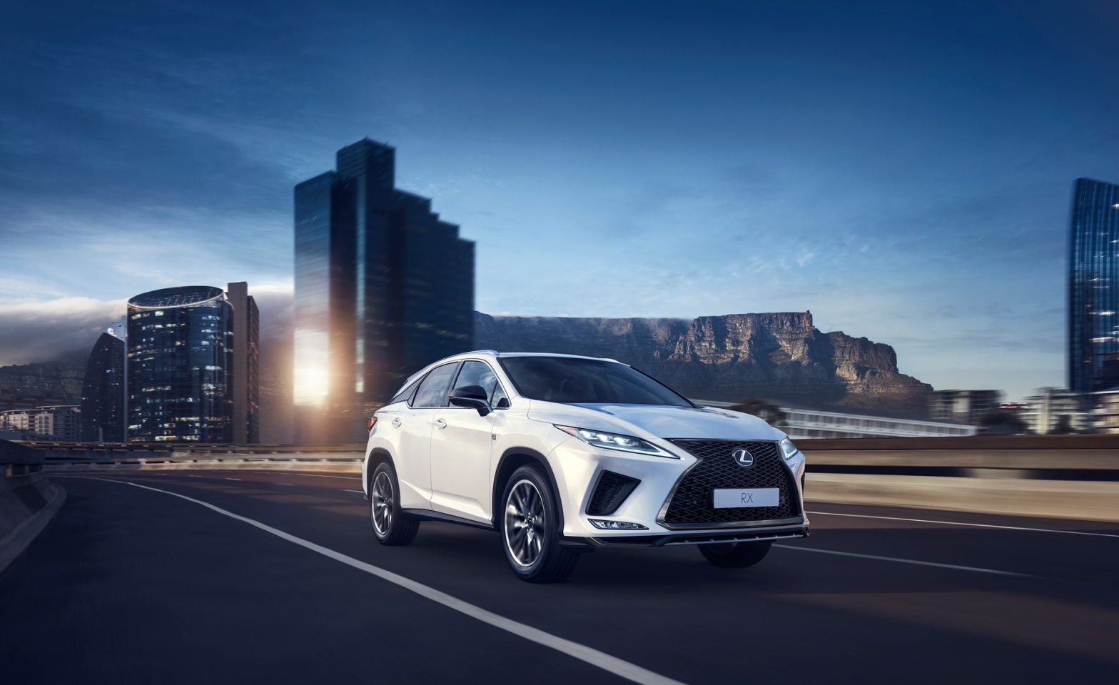 SILENT YET IMPACTFUL CROSSOVER SUV: THE LEXUS RX300 (2020 Models)