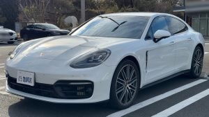 2020 Porsche Panamera Base Grade