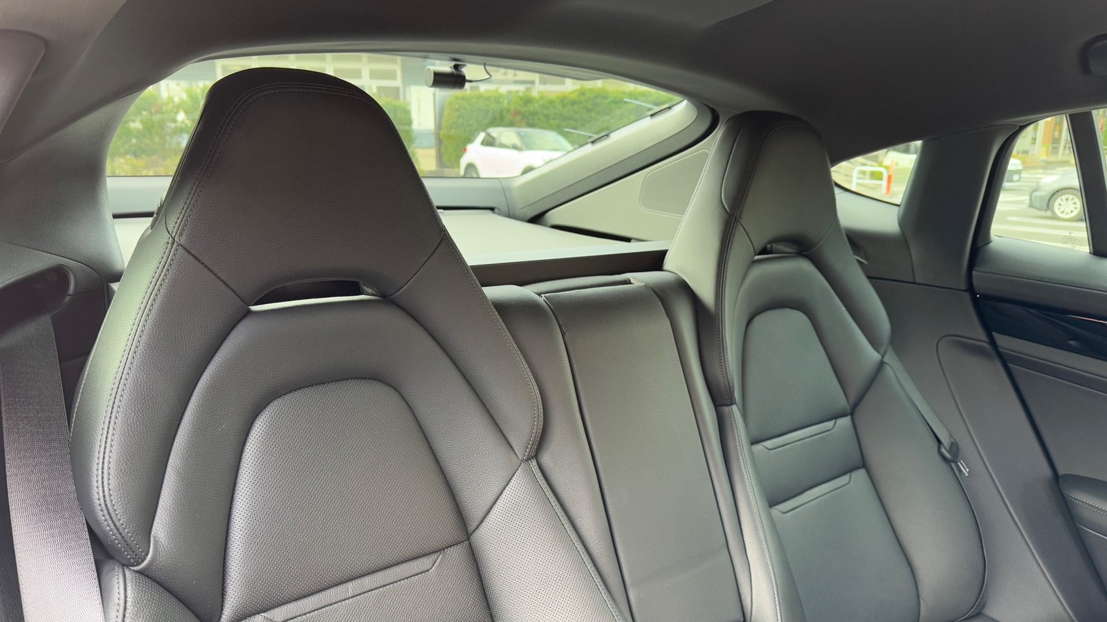 
								2020 Porsche Panamera Base Grade full									