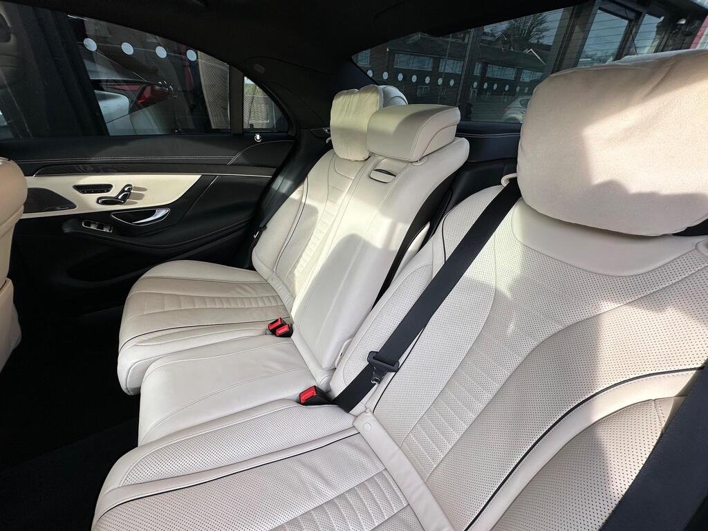 
								2019 Mercedes-Benz S Class S350Ld AMG Line full									