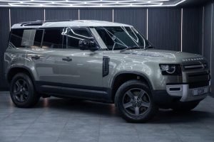 2020 land Rover Defender 110 SD4