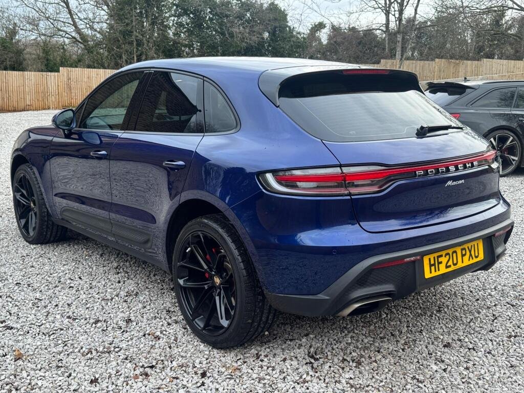 
								2020 Porsche Macan PDK AWD full									
