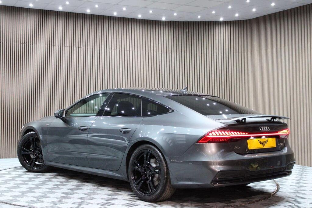 
								2019 AUDI A7 Sportback 45TFSI S Line full									