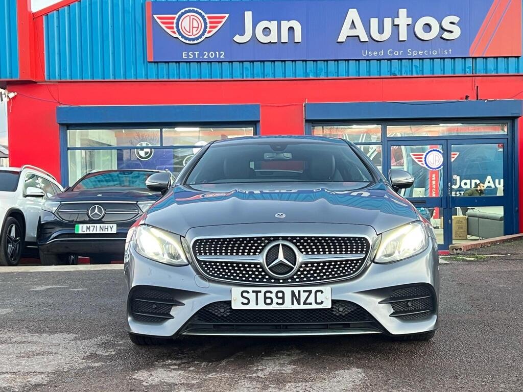 
								2020 Mercedes-Benz E220d AMG Line full									