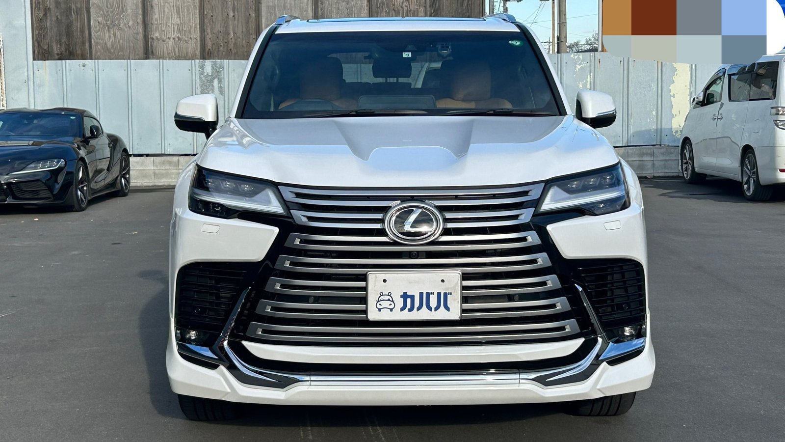 
								2022 Lexus LX600 full									