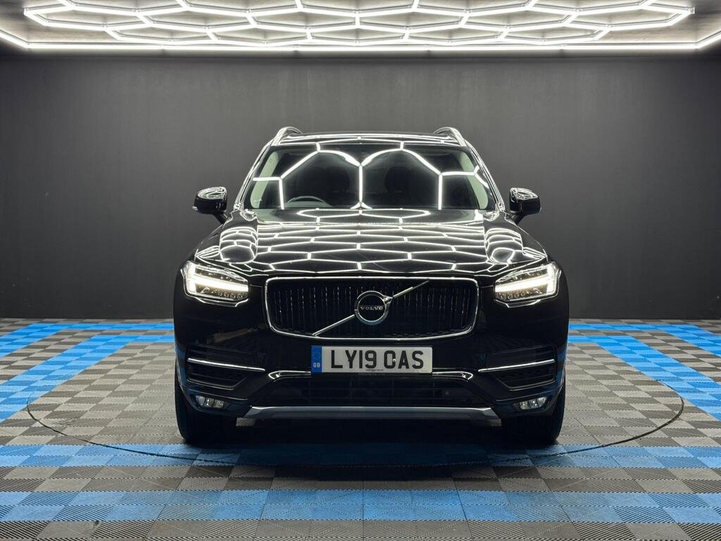 
								2019 Volvo XC90 T5 Momentum AWD full									