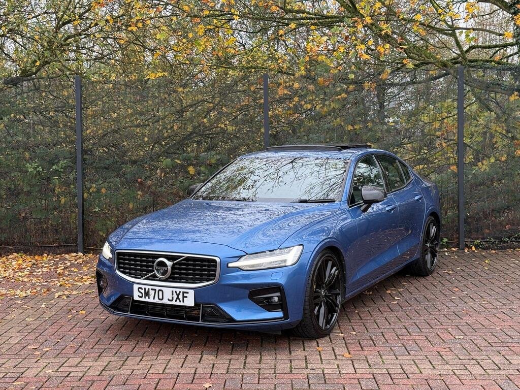 
								2020 Volvo S60 T5 R-Design full									