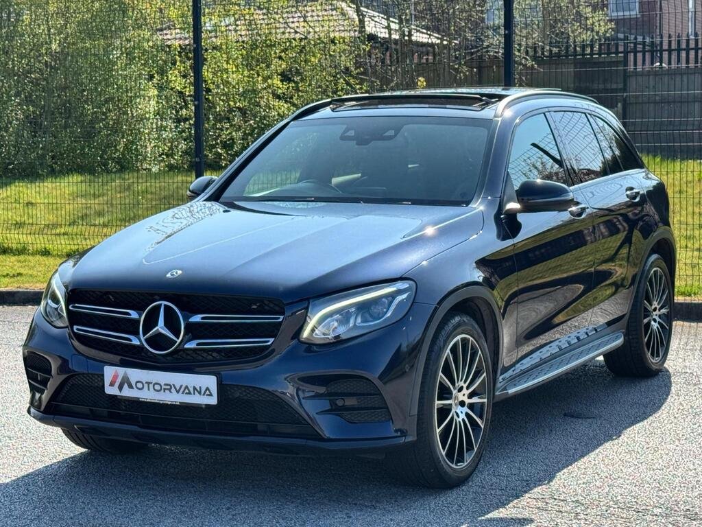 
								2019 Mercedes-Benz GLC250 AMG Line Night Edition full									