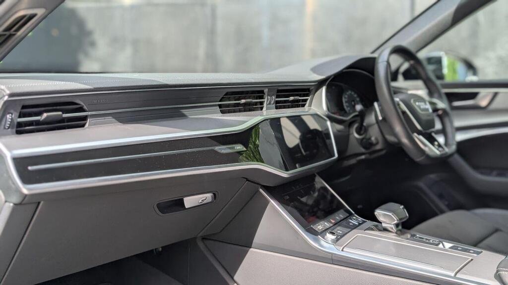 
								2020 Audi A6 40 TDI Black Edition full									