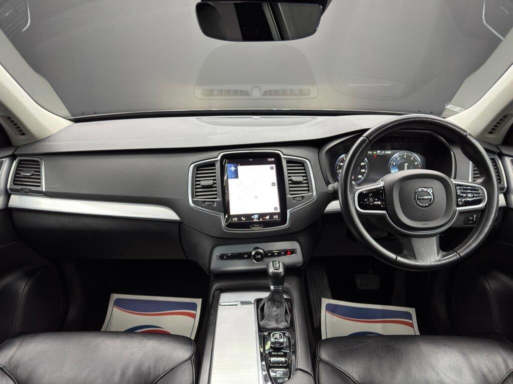 
								2019 Volvo XC90 T5 Momentum AWD full									