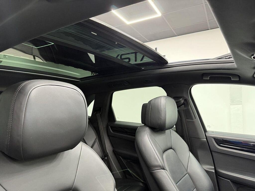 
								2020 Porsche Cayenne full									