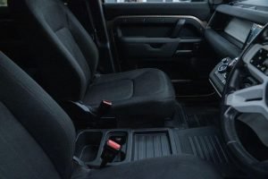 2020 land Rover Defender 110 SD4