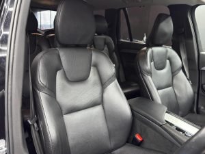 2019 Volvo XC90 T5 Momentum AWD