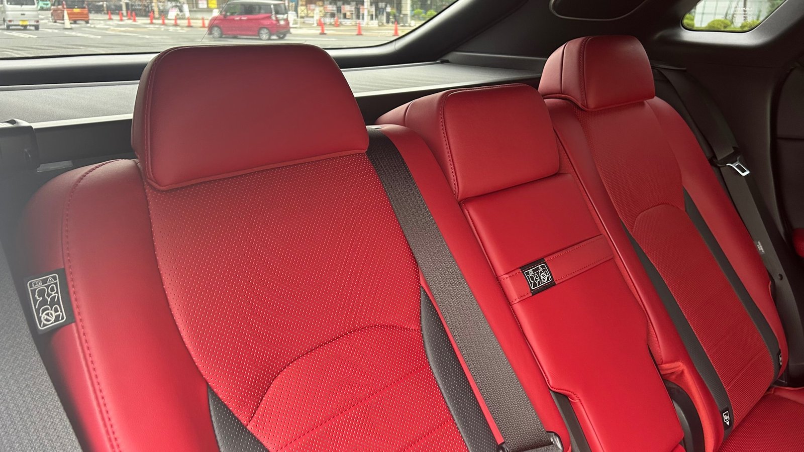 
								2020 Lexus RX300 F Sport full									