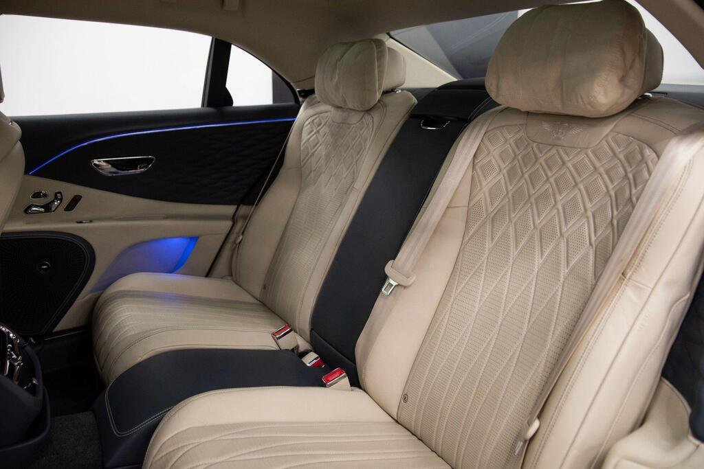 
								2020 Bentley Flying Spur W12 full									