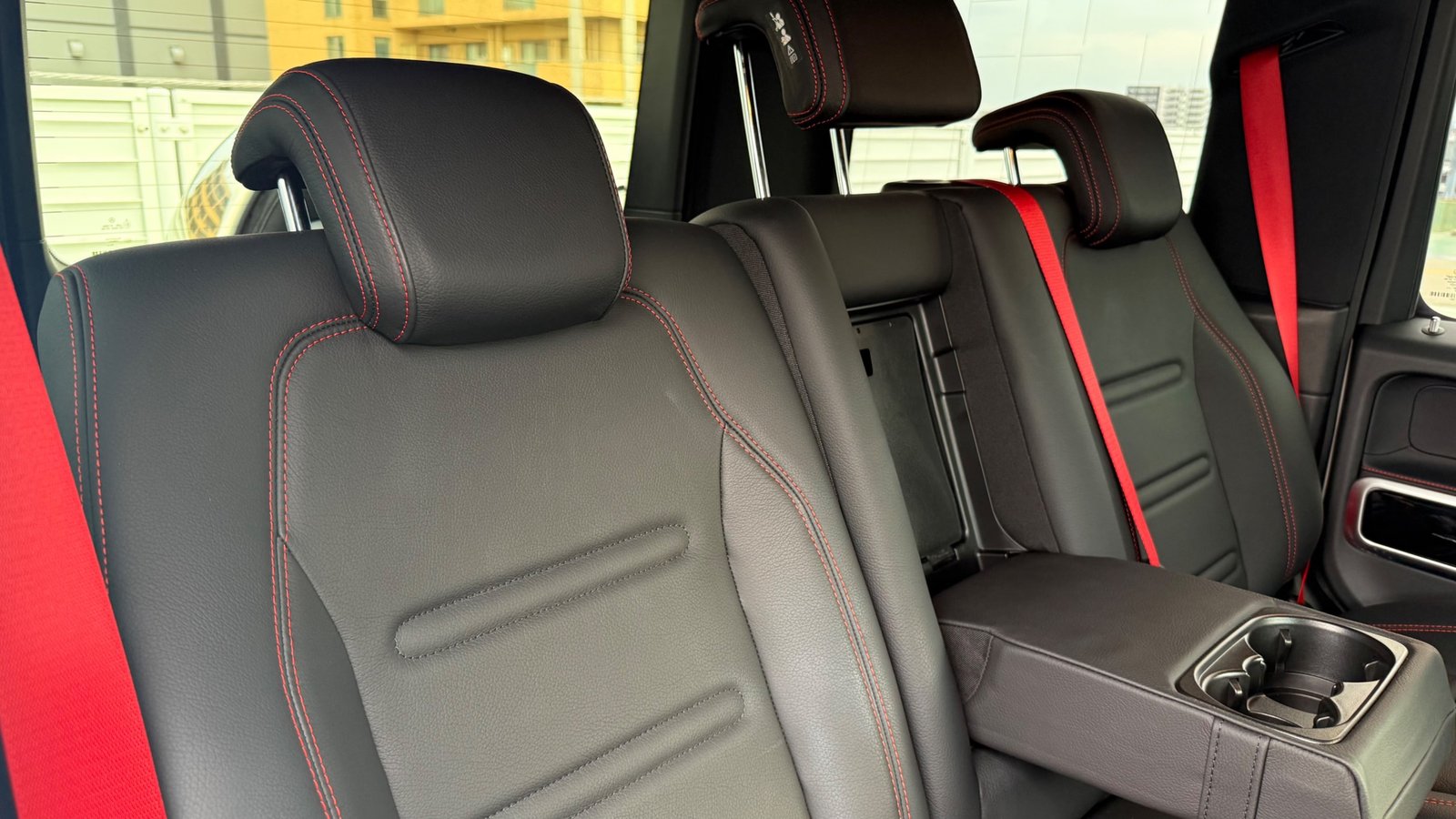 
								2020 Mercedes-Benz G-Class G350d AMG Line full									