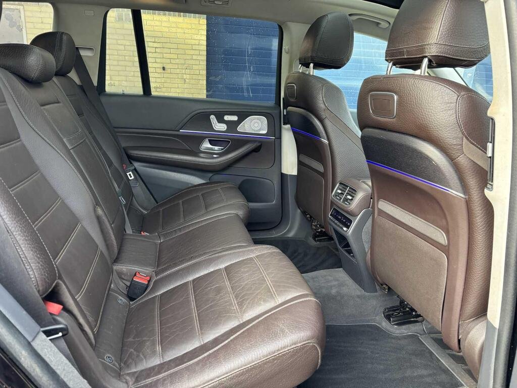 
								2020 Mercedes-Benz GLS400d AMG Line Premium+ full									