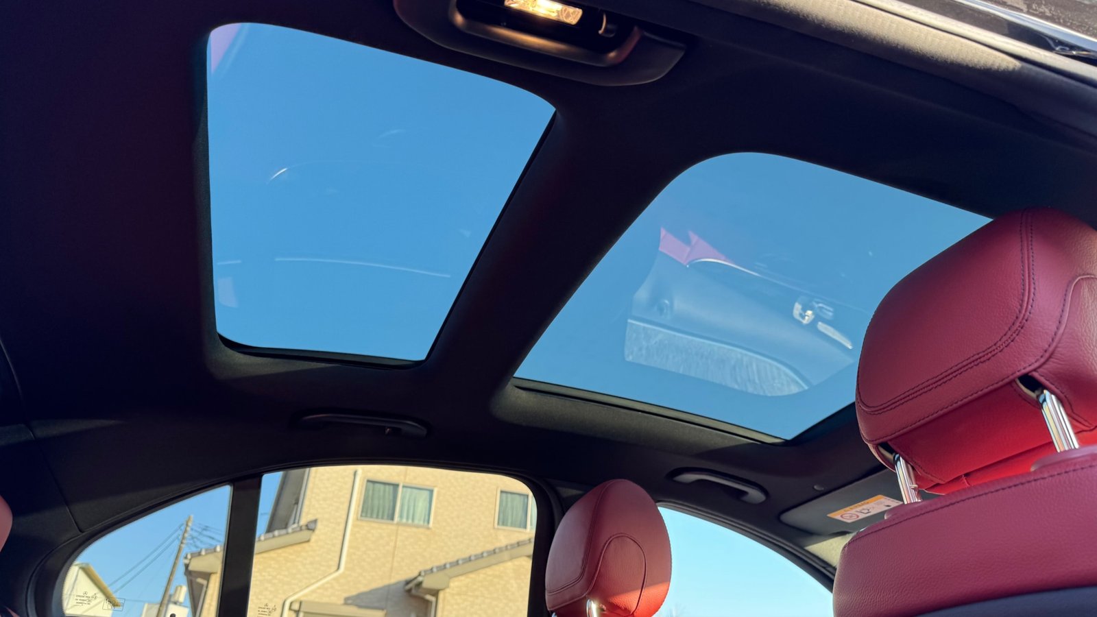 
								2020 Mercedes-Benz C200 4matic Laureus Edition full									