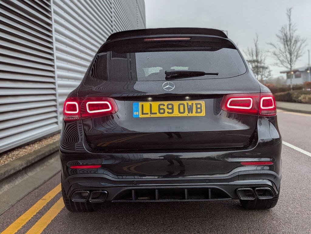 
								2019 Mercedes-Benz GLC220d AMG Line 4Matic full									