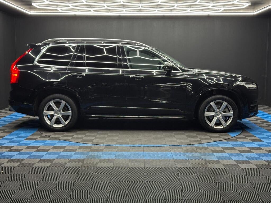 
								2019 Volvo XC90 T5 Momentum AWD full									