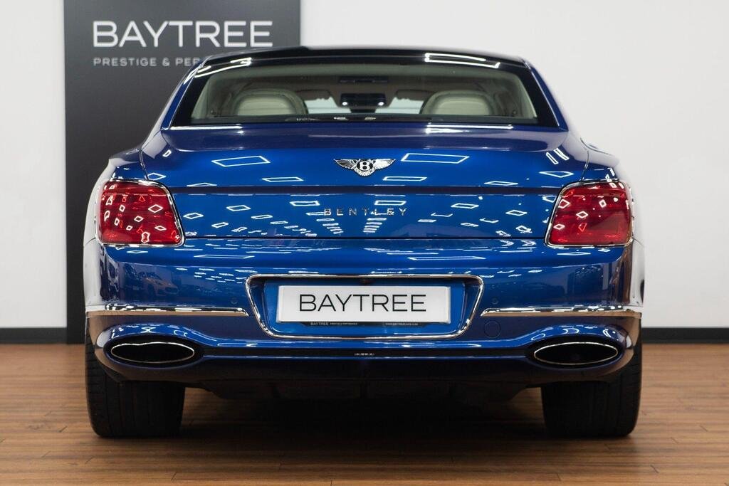 
								2020 Bentley Flying Spur W12 full									