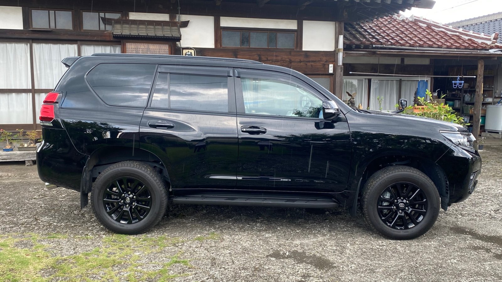 
								2020 Toyota Land Cruiser Prado 2.8TX L full									
