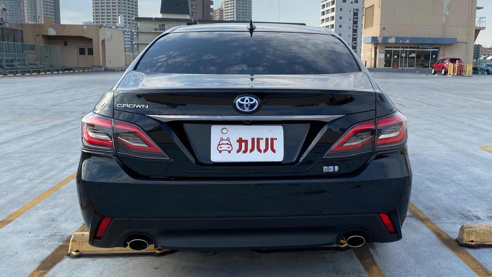 
								2020 Toyota Crown Hybrid 2.5S Sport Style full									