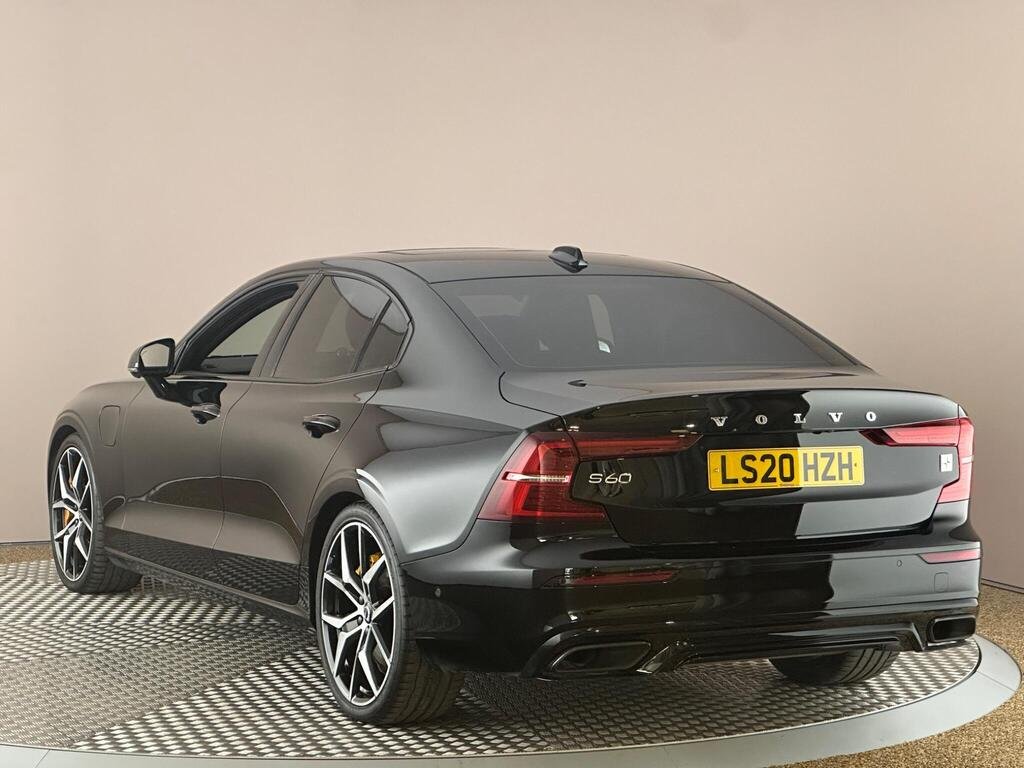 
								2020 Volvo S60 T8 Polestar Engineered full									