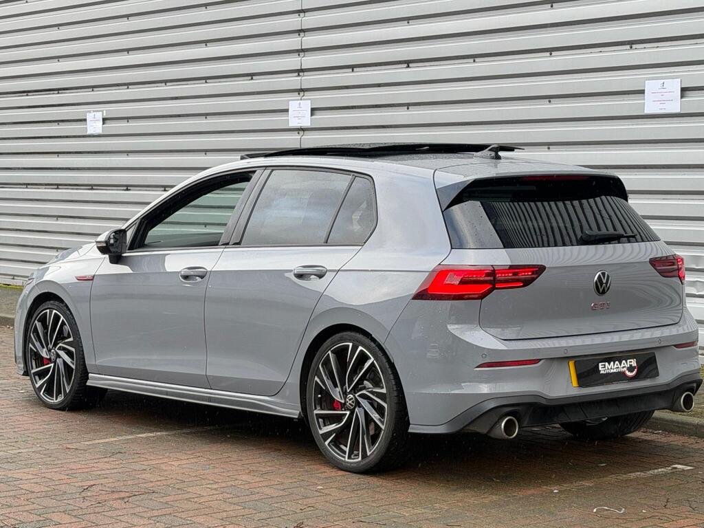 
								2020 Volkswagen Golf GTI full									