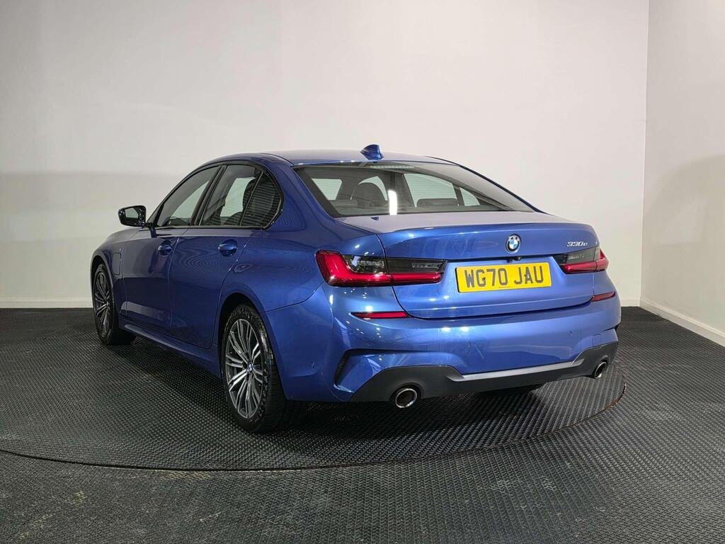 
								2020 BMW 3 Series 330e M Sport full									