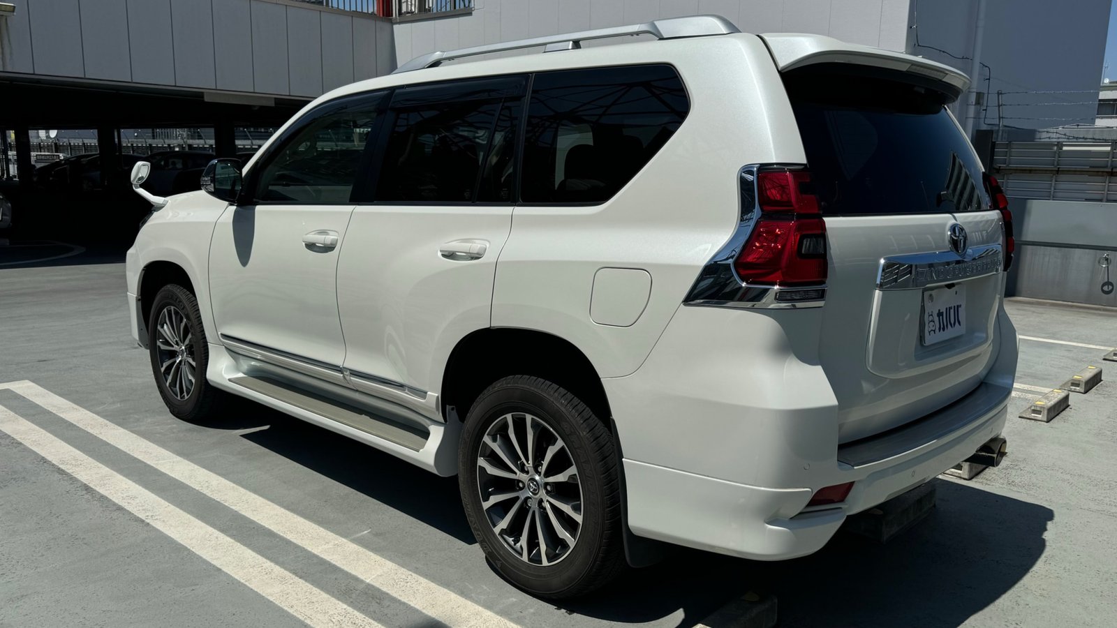
								2020 Toyota Land Cruiser Prado TX-L full									