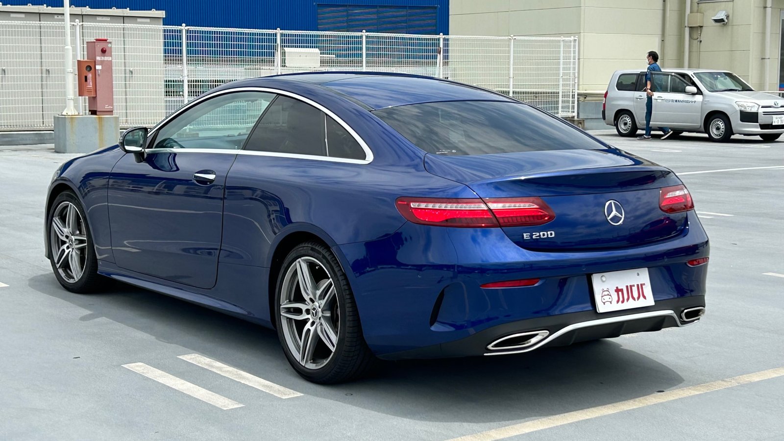 
								2020 Mercedes-Benz E200 Coupe Sport full									