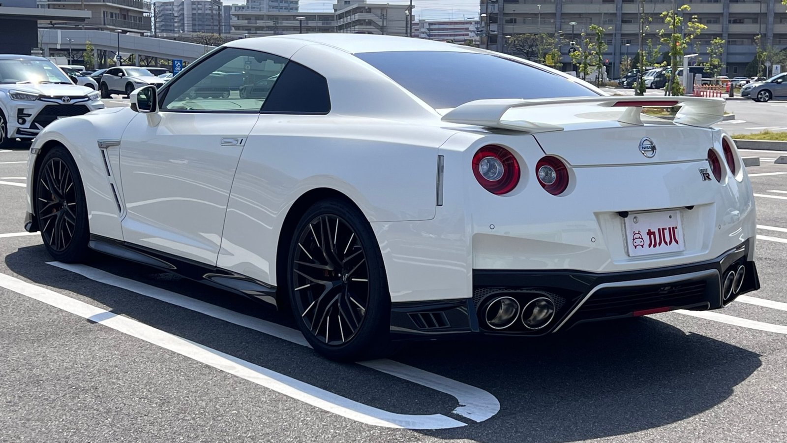 
								2021 Nissan GT-R Pure Edition full									