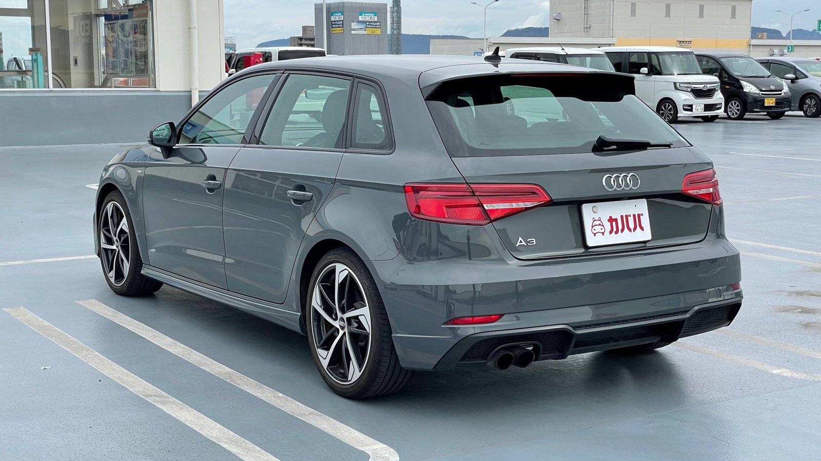 
								2019 Audi A3 Sportback S Line Black Styling full									