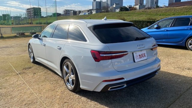 
								2020 Audi A6 Avant 45TFSI Quattro Sport S Line full									