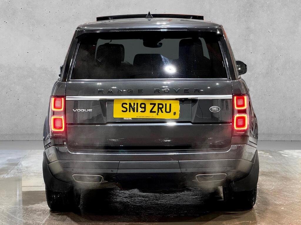 
								2019 Range Rover Vogue SDV6 full									