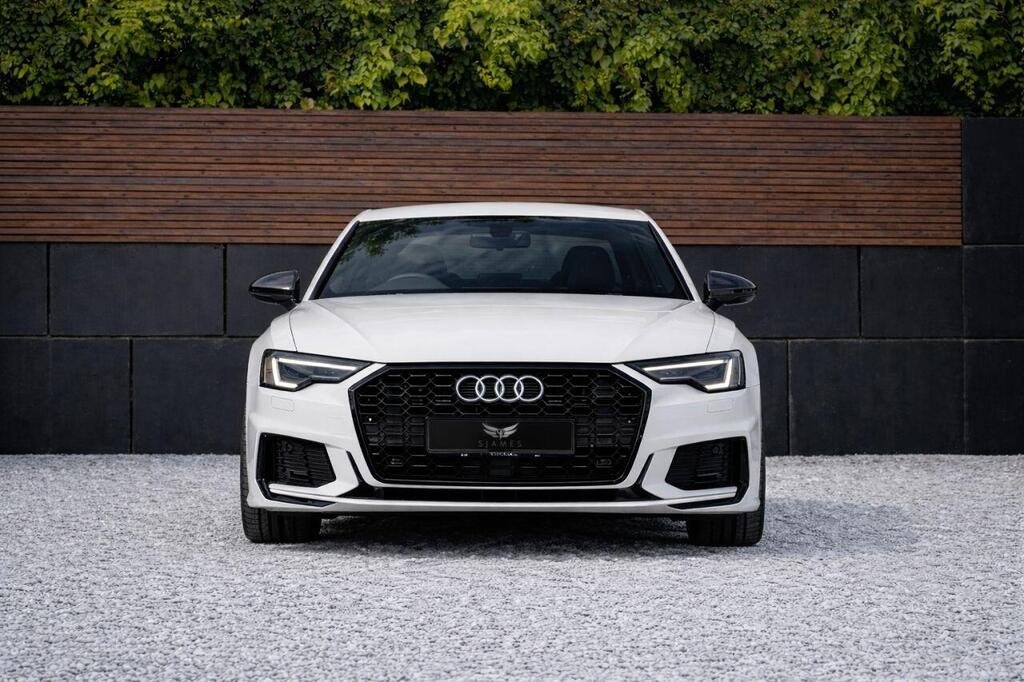 
								2020 Audi A6 Saloon 40TDI Black Edition full									
