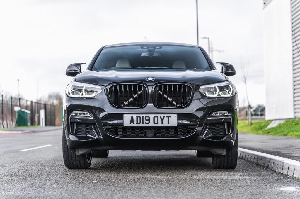 
								2019 BMW X4 M40i xDrive full									