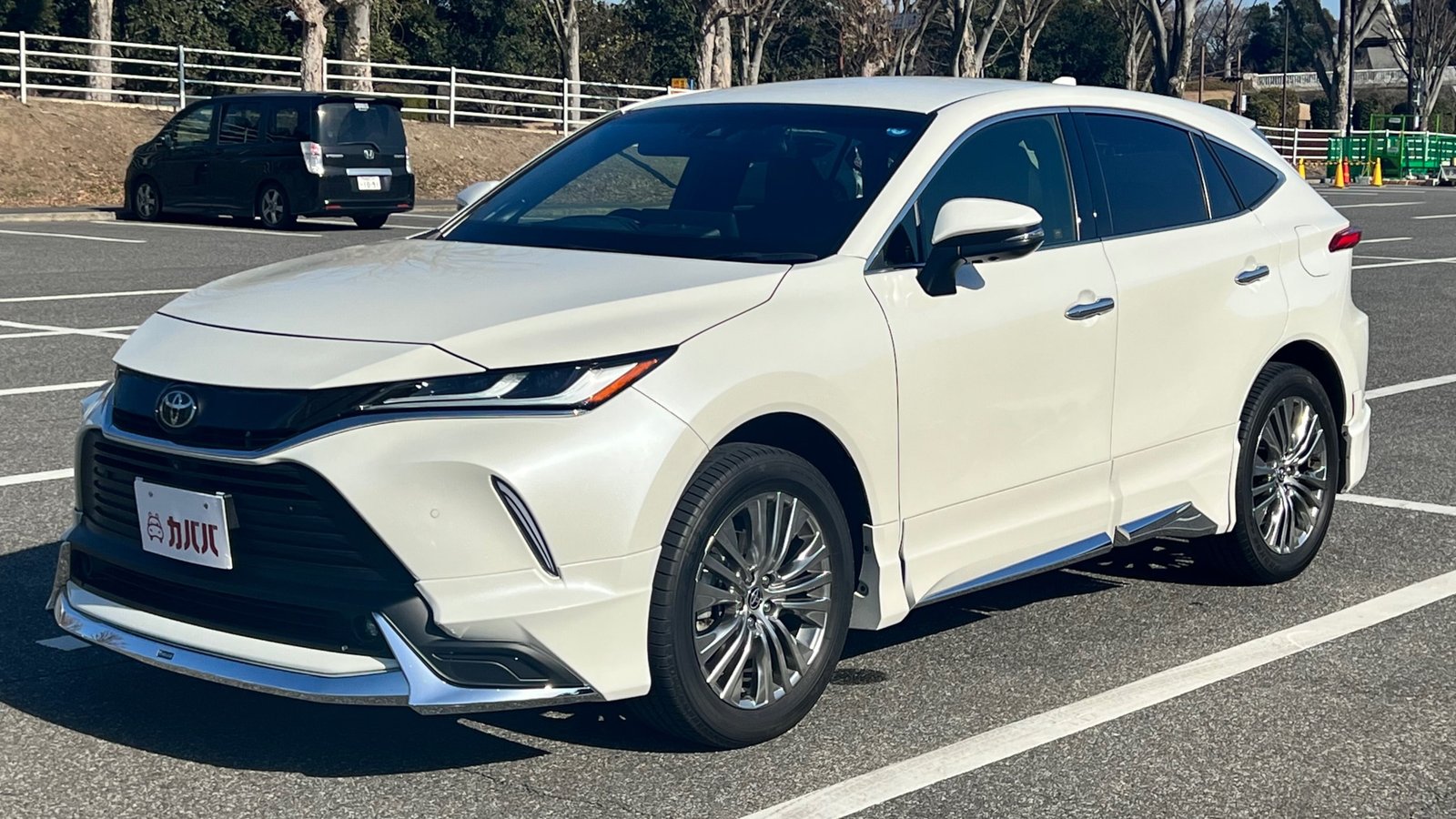 
								2020 Toyota Harrier Z Leather Pkg full									