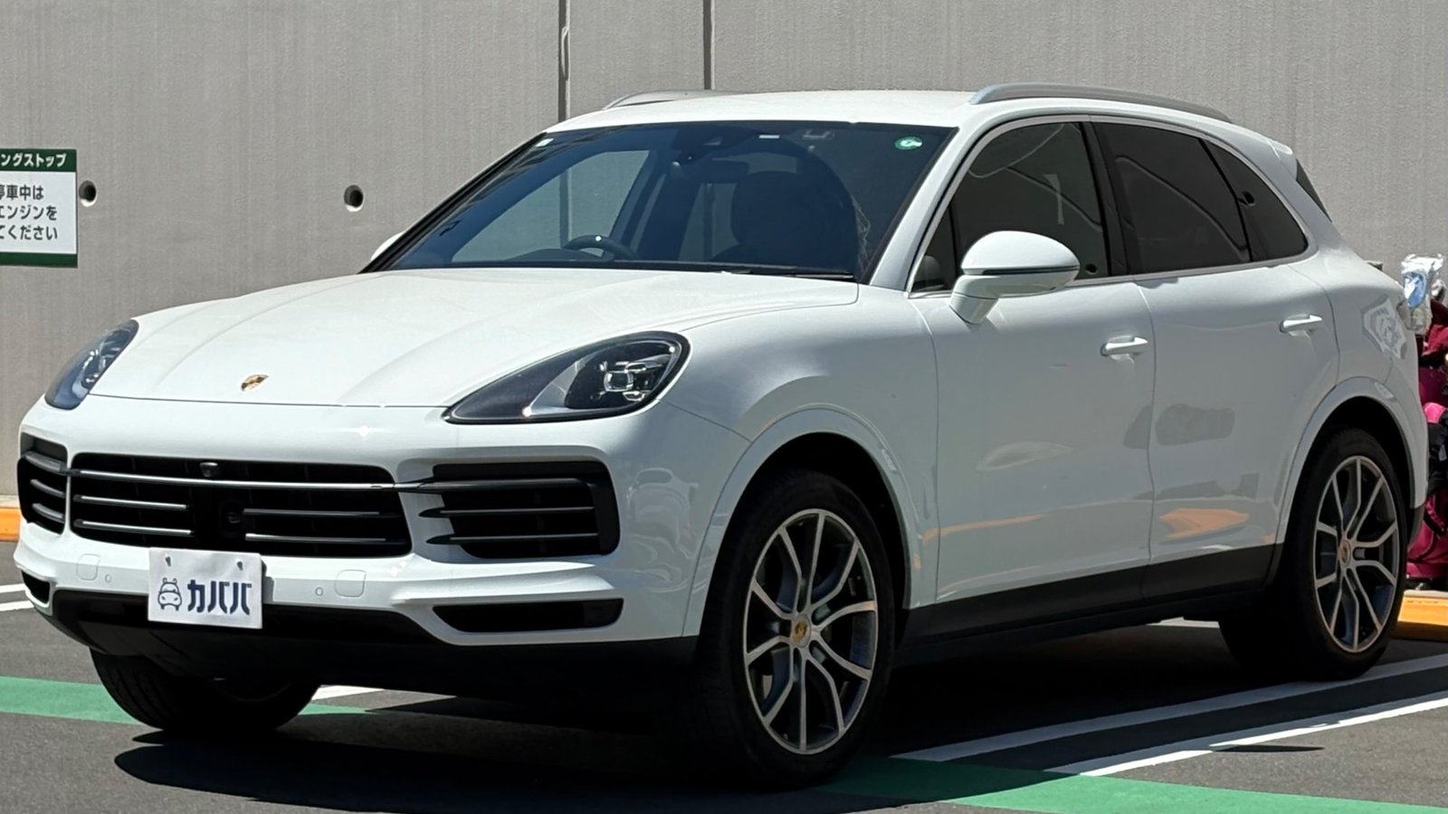 
								2019 Porsche Cayenne Base Grade full									