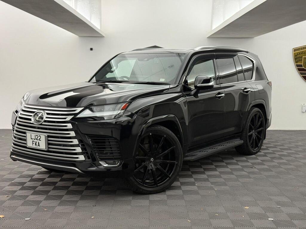 
								2022 Lexus LX600 full									