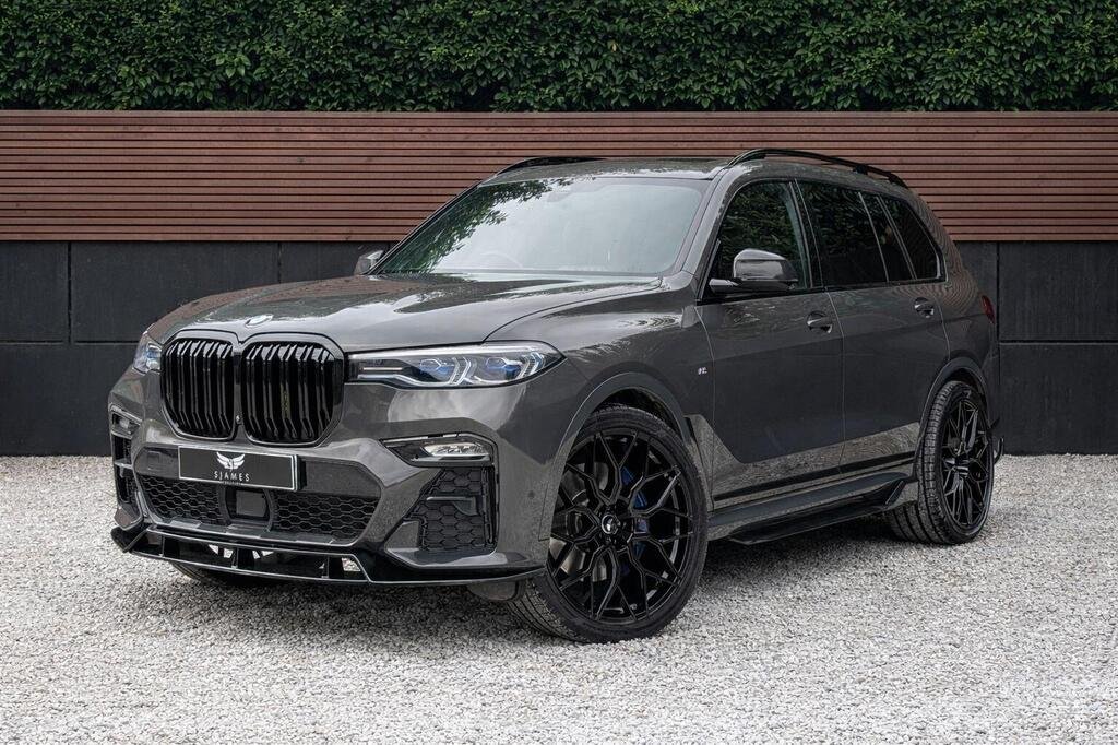 
								2021 BMW X7 40d xDrive M Sport full									