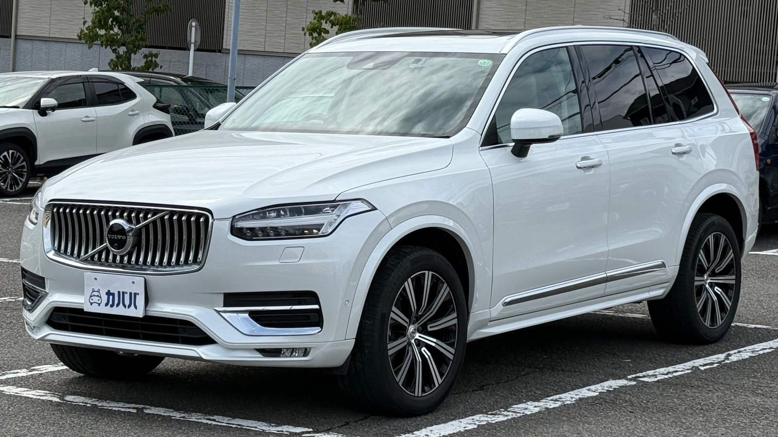 
								2020 Volvo XC90 B6 AWD Inscription full									