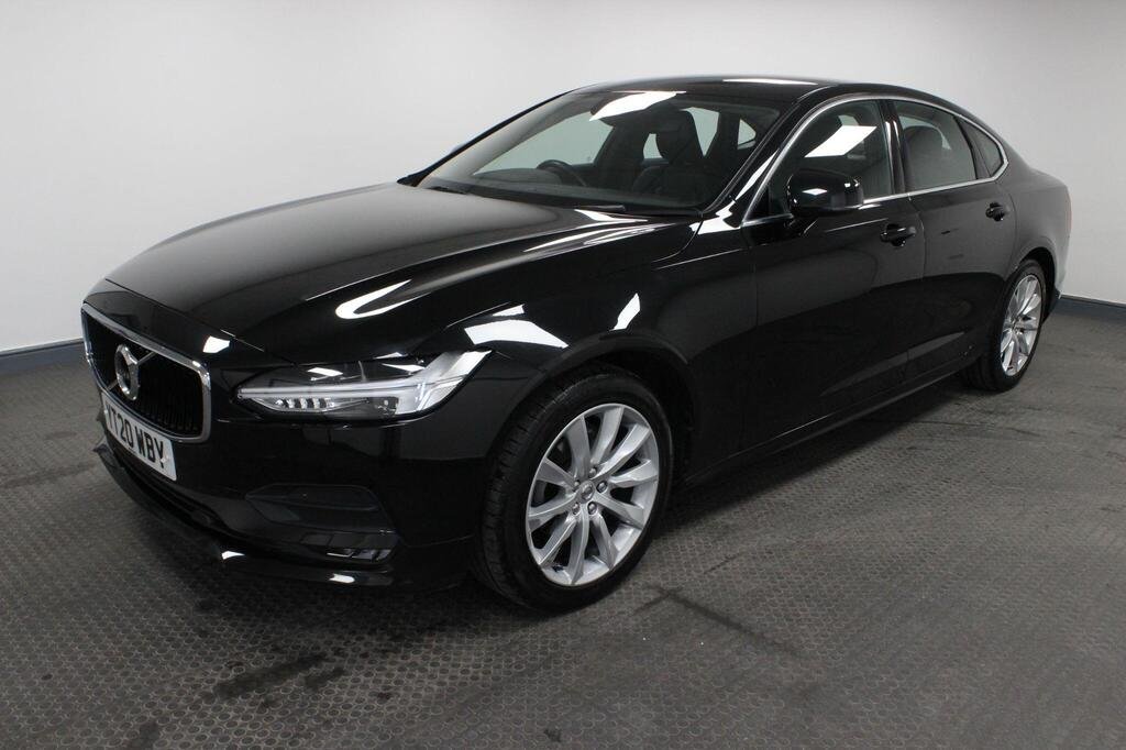 
								2020 Volvo S90 T4 Momentum Plus full									
