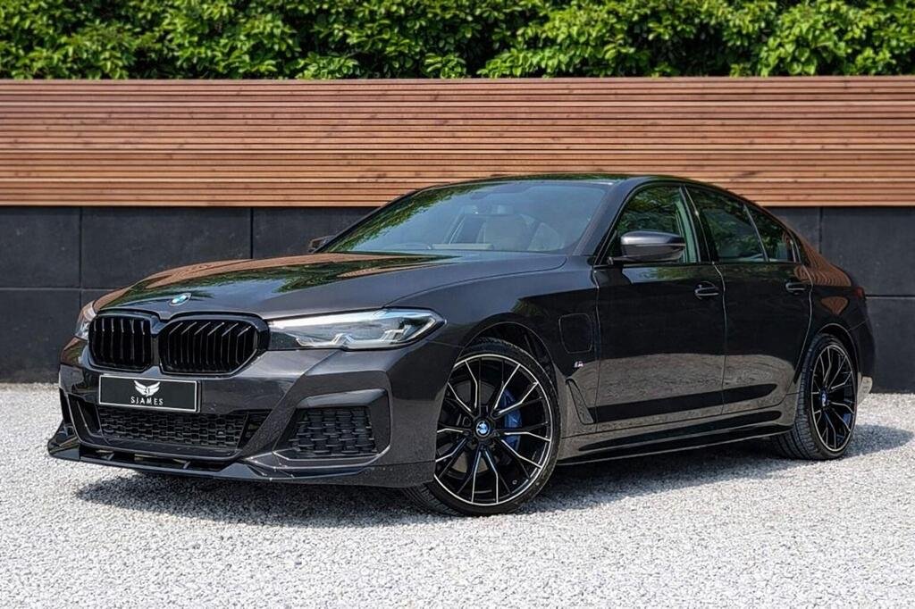 
								2021 BMW 5 Series 530e M Sport full									