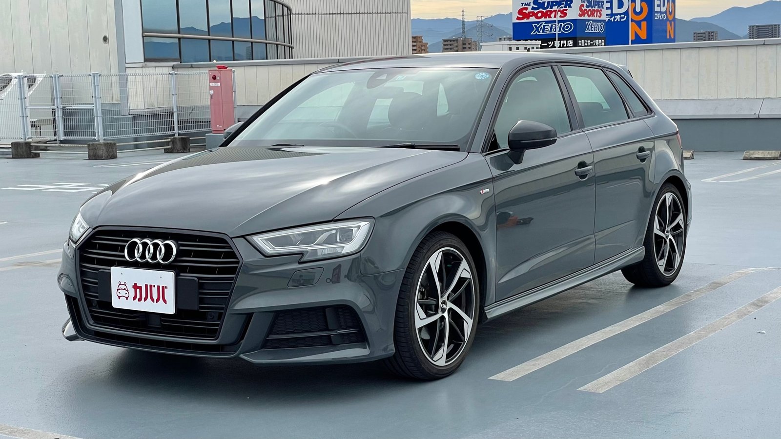 
								2019 Audi A3 Sportback S Line Black Styling full									