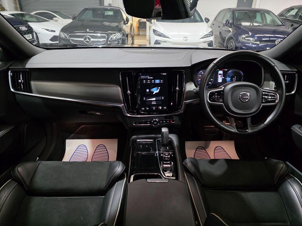 2020 Volvo S90 T8 Recharge R-Design